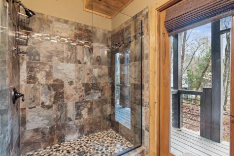 161 Neaptide Drive Ellijay GA 30540