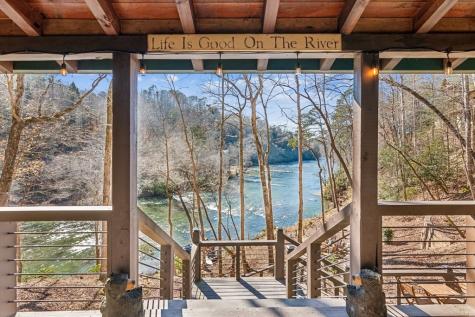 161 Neaptide Drive Ellijay GA 30540