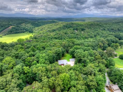 226 Bailey Farm Drive Mineral Bluff GA 30559