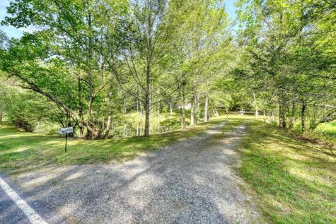 1493 Greasy Creek Road Brasstown NC 28902