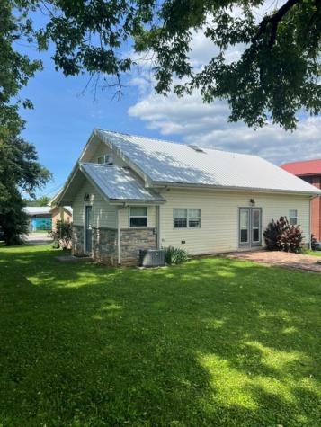 17 Town Square Road Morganton GA 30560