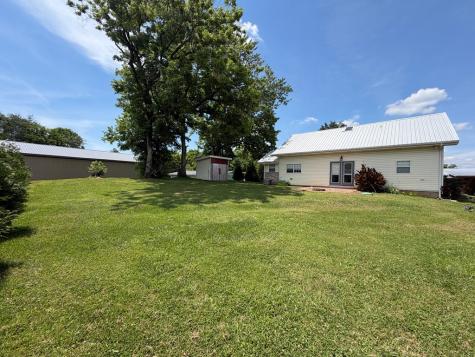 17 Town Square Road Morganton GA 30560
