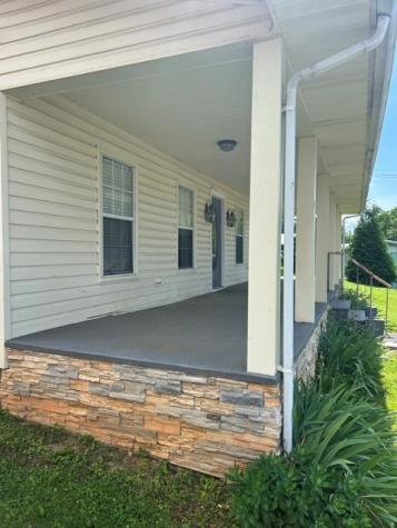 17 Town Square Road Morganton GA 30560