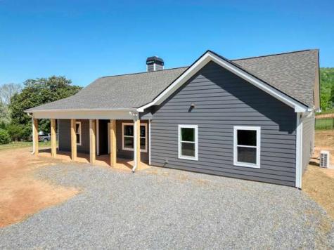 774 Bugscuffle Road Hiawassee GA 30548