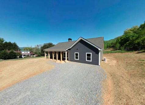 774 Bugscuffle Road Hiawassee GA 30548