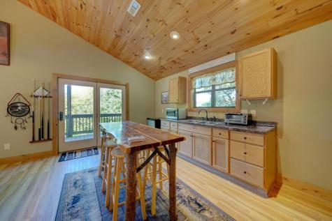1281 Tipton Heights Hiawassee GA 30546