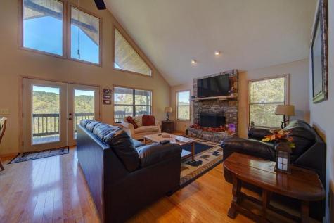 1281 Tipton Heights Hiawassee GA 30546