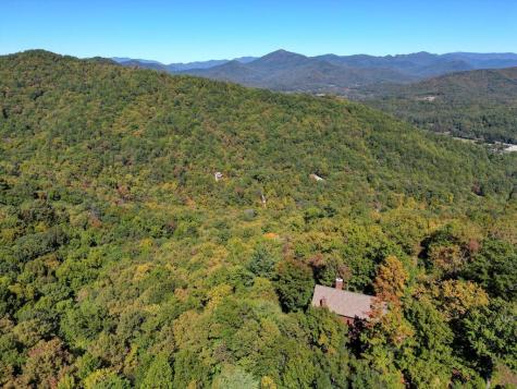 1281 Tipton Heights Hiawassee GA 30546