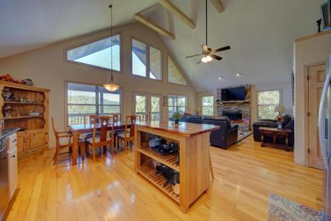 1281 Tipton Heights Hiawassee GA 30546
