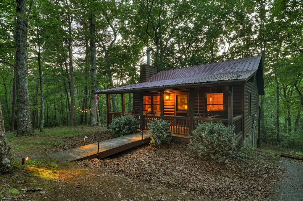 932 Granny Branch Blue Ridge GA 30513