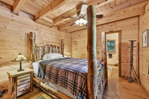 16 Mid Mountain Road Mineral Bluff GA 30559
