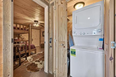16 Mid Mountain Road Mineral Bluff GA 30559