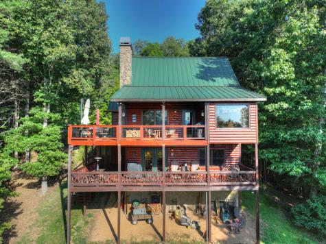 16 Mid Mountain Road Mineral Bluff GA 30559