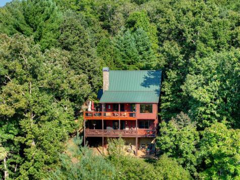 16 Mid Mountain Road Mineral Bluff GA 30559