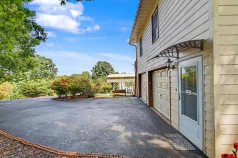 6276 Townsend Mill Road Young Harris GA 30582