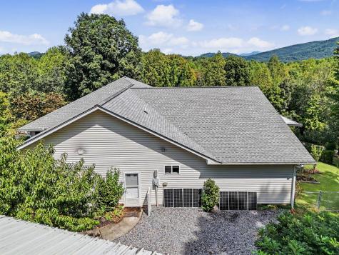 6276 Townsend Mill Road Young Harris GA 30582