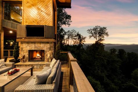 684 Overlook Road Blue Ridge GA 30513