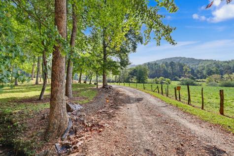 620 Hamilton Drive Hiawassee GA 30546