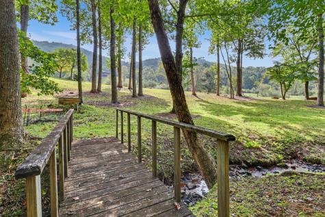 620 Hamilton Drive Hiawassee GA 30546