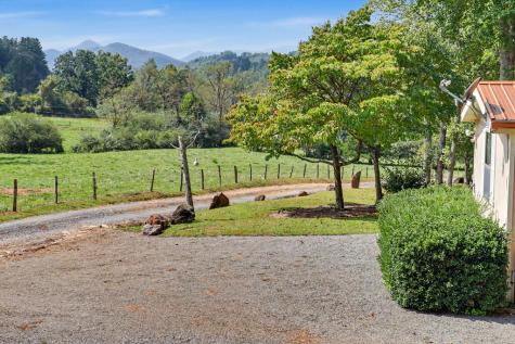 620 Hamilton Drive Hiawassee GA 30546