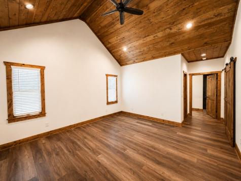 60 East Conasauga Creek Ellijay GA 30540