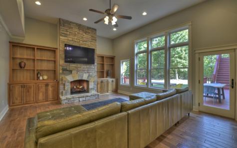 119 Greenwood Road Mineral Bluff GA 30559
