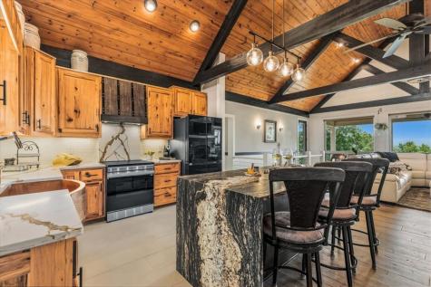 122 Oak Terrace Hayesville NC 28904