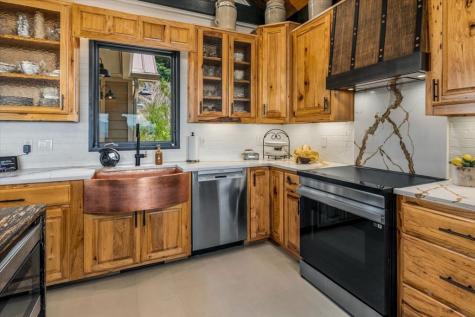 122 Oak Terrace Hayesville NC 28904