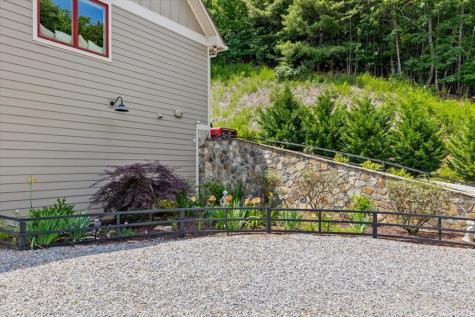 122 Oak Terrace Hayesville NC 28904