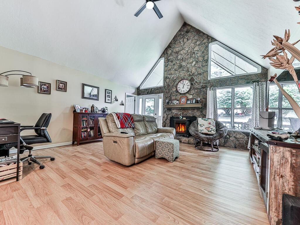 314 Spring Creek Blairsville GA 30512