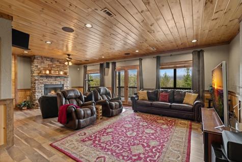 267 Oasis Drive Blue Ridge GA 30513