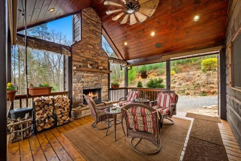 267 Oasis Drive Blue Ridge GA 30513