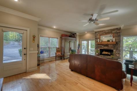 2515 Leisure Lane Young Harris GA 30582