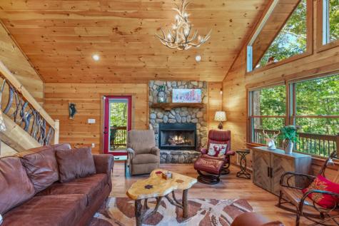 279 High Point Trail Blue Ridge GA 30513