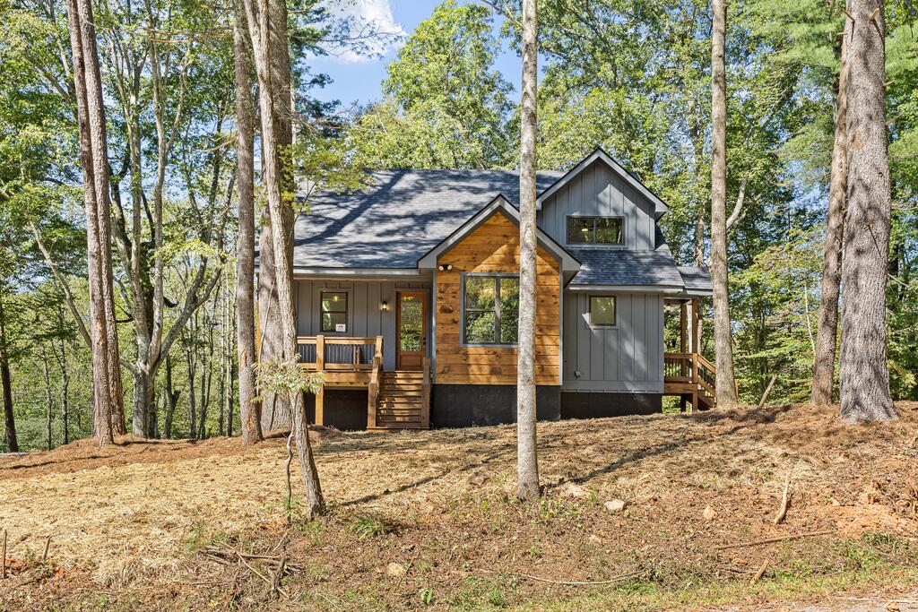 914 Hagin Circle Ellijay GA 30540