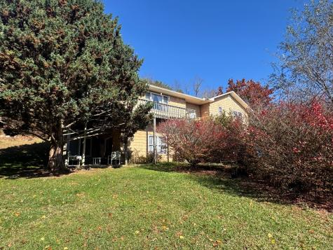 33 Teaks Drive Hayesville NC 28904