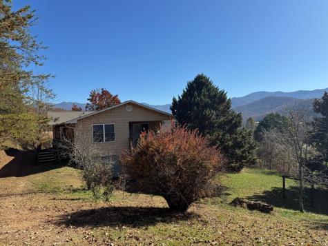 33 Teaks Drive Hayesville NC 28904