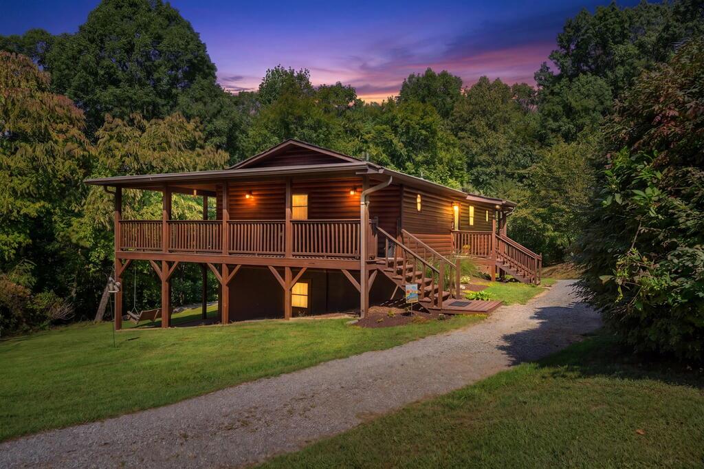 223 Mountain Breezes Drive Hayesville NC 28904