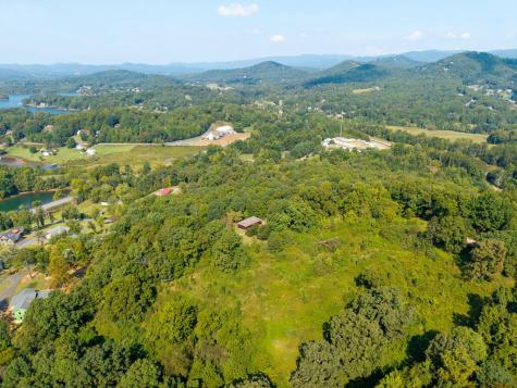 223 Mountain Breezes Drive Hayesville NC 28904
