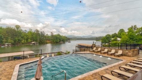 24 Farmland Court Blairsville GA 30512