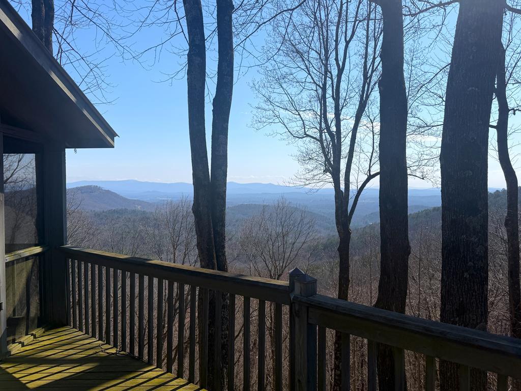 1186 Walnut Ridge Ellijay GA 30536