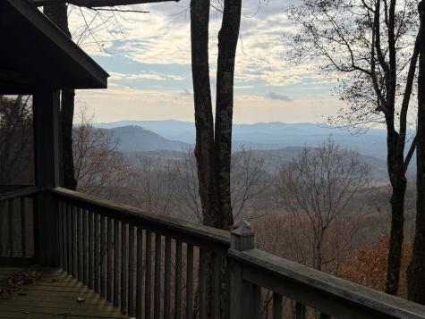 1186 Walnut Ridge Ellijay GA 30536