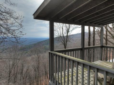 1186 Walnut Ridge Ellijay GA 30536