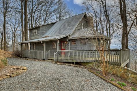 1186 Walnut Ridge Ellijay GA 30536
