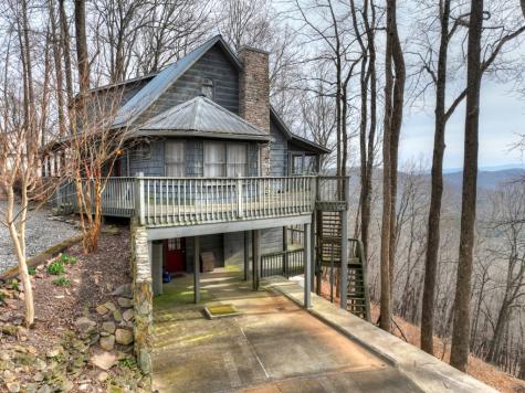 1186 Walnut Ridge Ellijay GA 30536