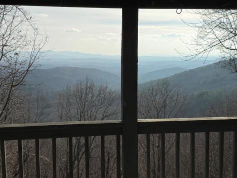 1186 Walnut Ridge Ellijay GA 30536