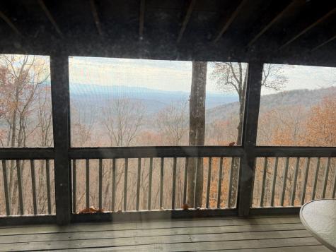 1186 Walnut Ridge Ellijay GA 30536