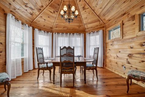 1186 Walnut Ridge Ellijay GA 30536