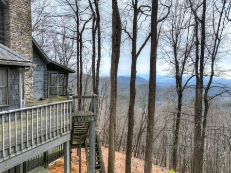 1186 Walnut Ridge Ellijay GA 30536
