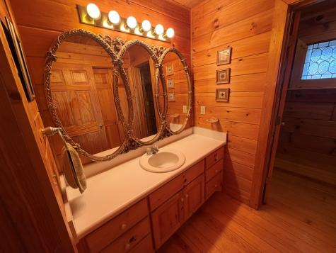 1186 Walnut Ridge Ellijay GA 30536